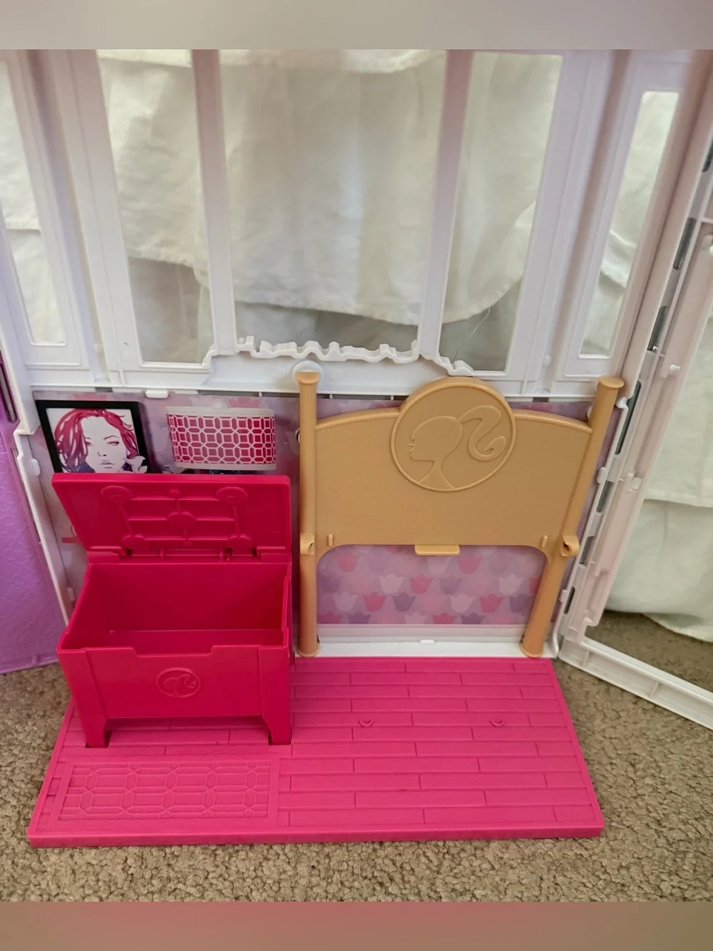 Barbie Glam Getaway Pink and White Foldable Playhouse Carry Case